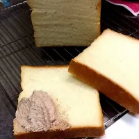 Snapdishの料理写真:食パン焼いてみました🍞|junkoさん