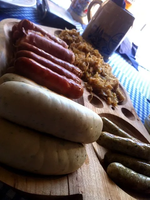 Snapdishの料理写真:German sausages|ibzさん