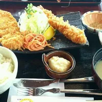 ジャンボ海老とロースカツ定食 2100円→1000円クーポン♪|あるは☆さん