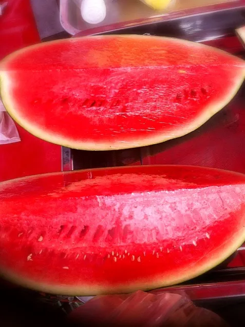 Watermelon|<~_^)🎐🎏さん