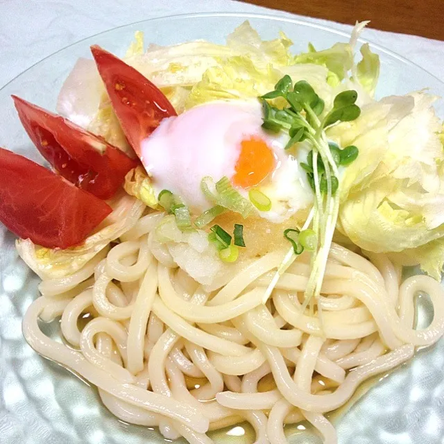 温泉玉子のせ♡サラダうどん|🍎ゆかりんご🍎さん