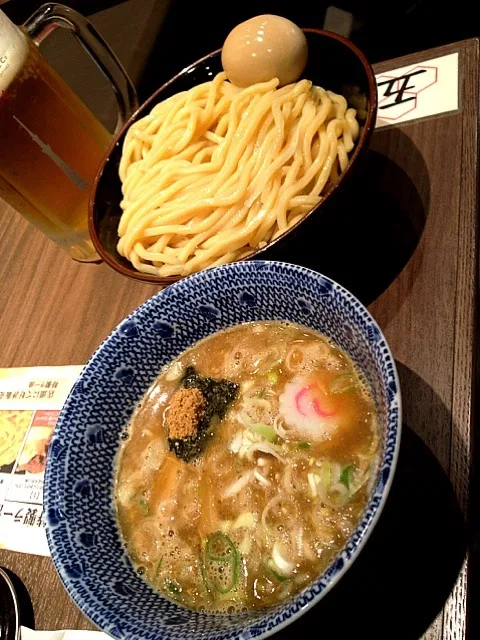 味玉つけ麺。柚子の香りが爽やかで美味( ´ ▽ ` )ﾉ|おりぴーさん