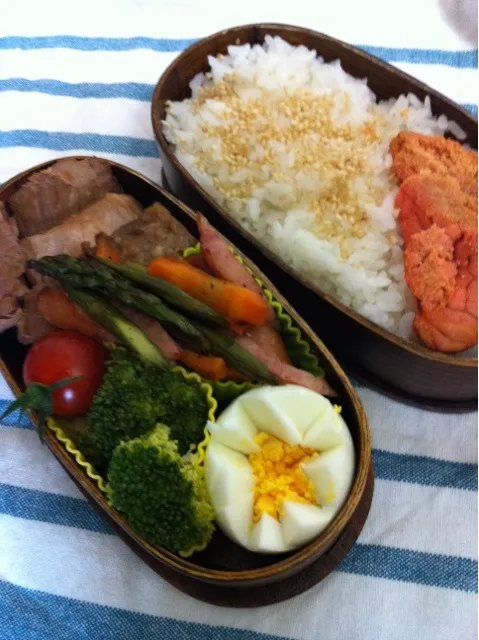 Snapdishの料理写真:豚の角煮弁当|コヤタさん