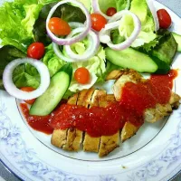 baked chicken breast wt green salad & homemade special sauce|tabbey ishmaelさん