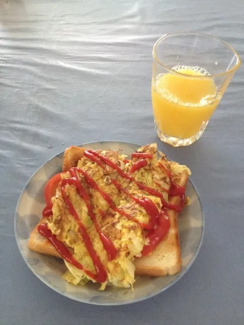 野菜たっぷりお好み焼き風トースト|Kan Hyobinさん