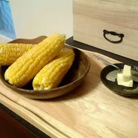 japanese sweet corn from hokkaido with butter|armieさん