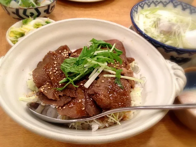 牛タン丼甘辛タレ|ゆりさん