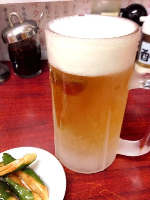 生ビールとピリ辛キュウリお試し|ぴろさん