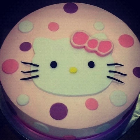 hello kitty design cake/laumeikuan | SnapDish[スナップディッシュ] (ID:vSLbHa)