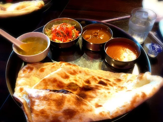 Curry with Naan|Ailin Taisさん