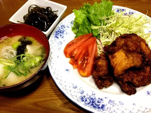 塩麹の柚子胡椒唐揚げ、里芋のお味噌汁、昆布の油炒め|tomomiさん