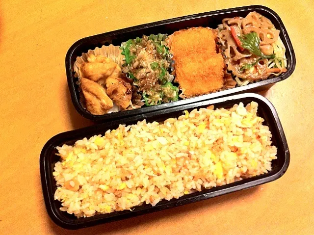 相方殿の炒飯弁当。色気も飾りもない地味弁です(^^;;|chacoさん