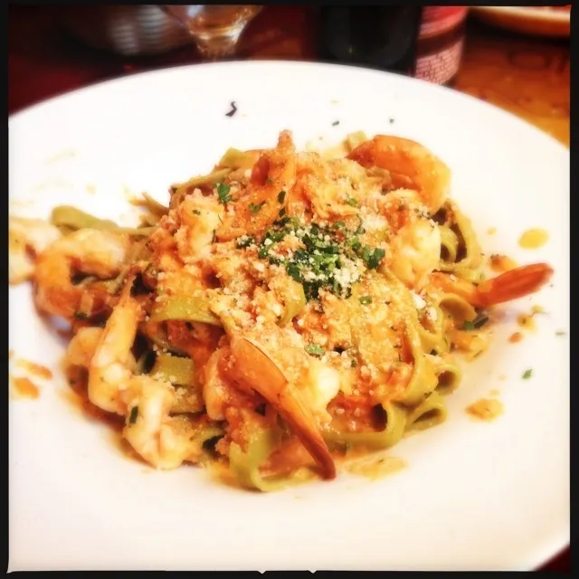 Spinach Fettuccine with Crab Meat and Shrimp|stephanie mizuhaさん