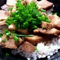 チャーシュー丼|スコシさん