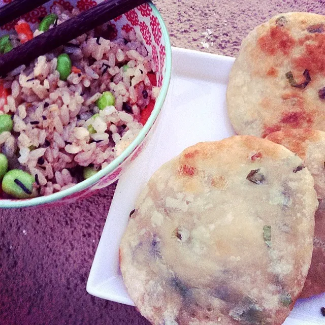 japanese fried rice scallion pancakes|Celine Cossou-Bordesさん