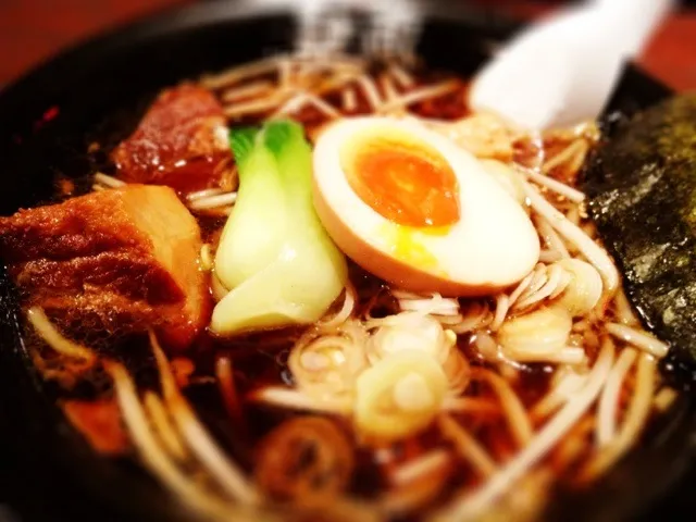 トンポウロウラーメン こってり醤油味|あかりんこさん