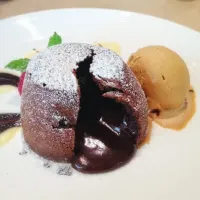 molten chocolate cake|muiさん