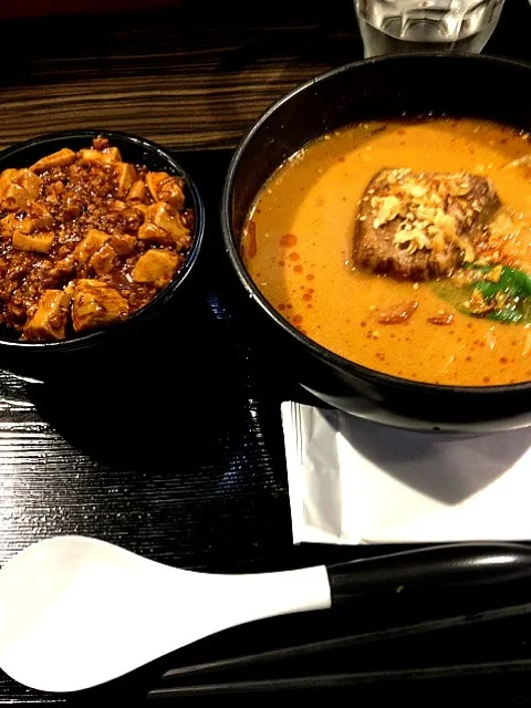 担々麺＆麻婆豆腐丼|kojiponさん