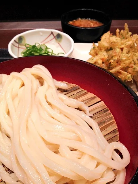 冷やしうどん|イノウエシンゴさん