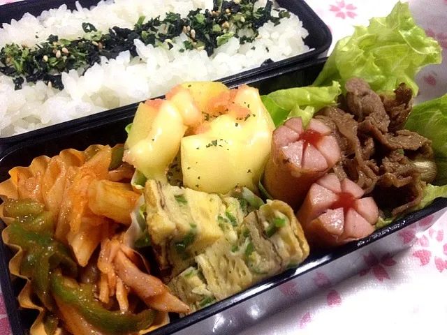 ☆牛肉甘辛煮弁当☆|めぐさん