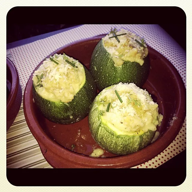 vegetarian stuffed round zuchini|Celine Cossou-Bordesさん