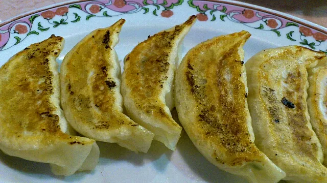 餃子 Fried dumplings|Funky Chefさん