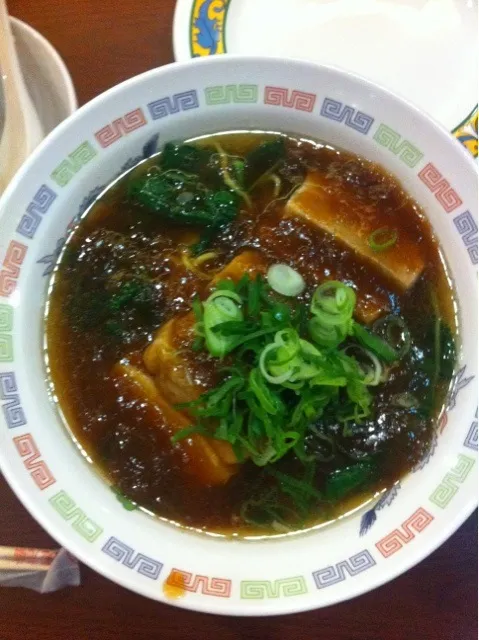 Snapdishの料理写真:Sliced Pork in Thick Sauce Ramen|Marielle Chingさん