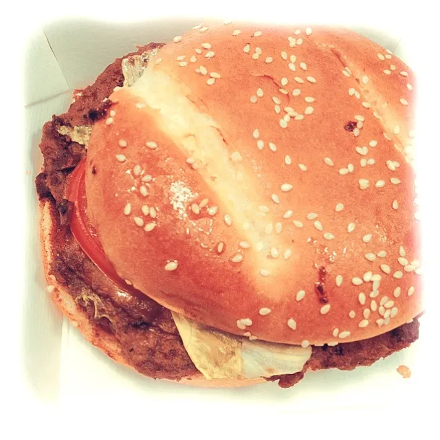 Snapdishの料理写真:The American Classic Burger @McDonalds|lulaさん