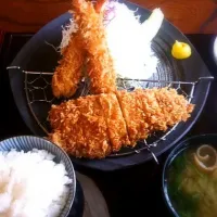 Snapdishの料理写真:まんぷくランチ エビフライとロースカツ|まりあさん