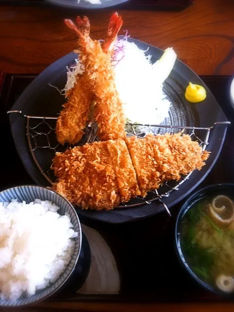 まんぷくランチ エビフライとロースカツ|まりあさん