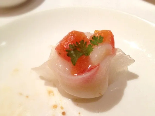 Snapdishの料理写真:scallop dumpling|willzさん