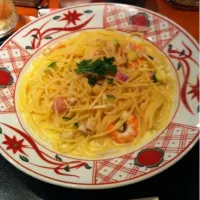 Snapdishの料理写真:レモンクリームのジェノバ風パスタ|pippiさん