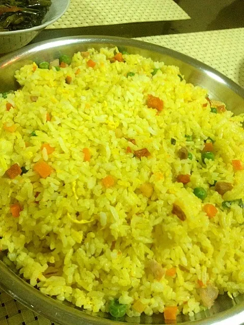 Snapdishの料理写真:yang chow fried rice|ysteen tanさん