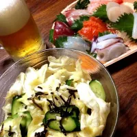 半額お刺身＆塩こぶキャベツ＆ビール