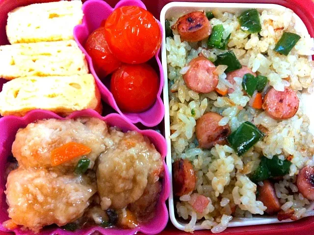 ジェノベーゼピラフと肉団子弁当|もえさん