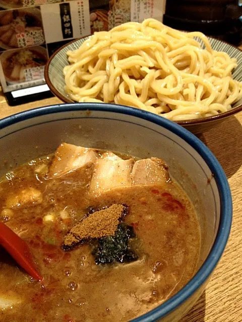 辛つけ麺＋半肉増し|ひろろーんさん