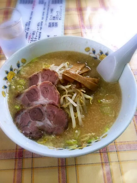 Snapdishの料理写真:味噌ラーメン|まりあさん