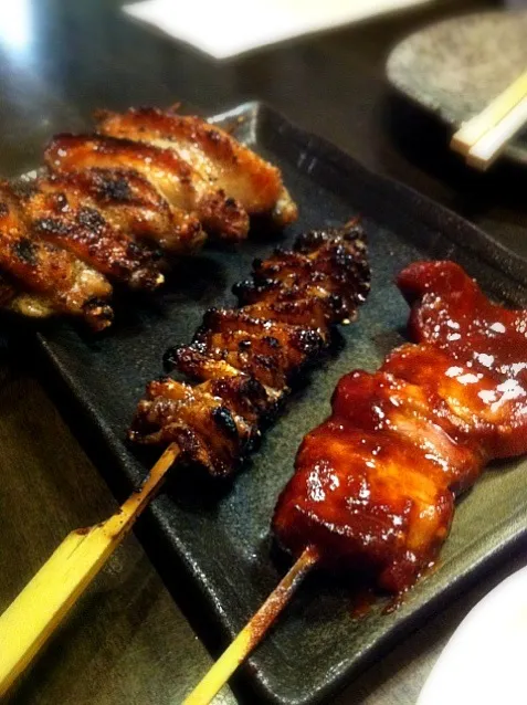 yakitori: spicy chicken wings, skin, pork belly|laylaさん