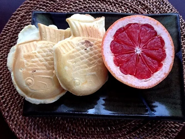 banana and almond butter taiyaki|Kirsten Adachiさん