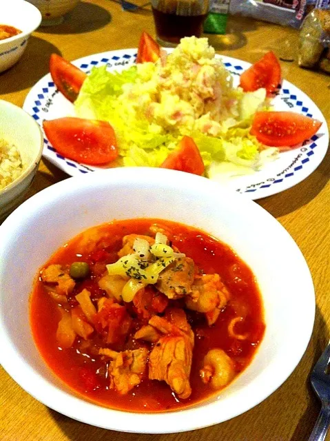 鶏肉のトマト煮とポテサラ|こころさん