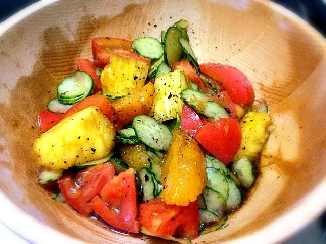 Tomato, Orange and Pineapple Salad|chan mitsuさん