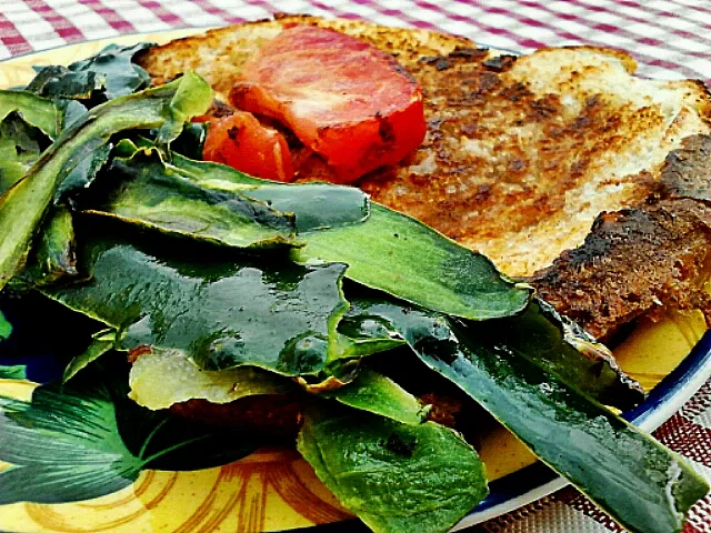 Grilled "cheese" w/ tomato and cucumber skins.|Will Sniderbeeさん