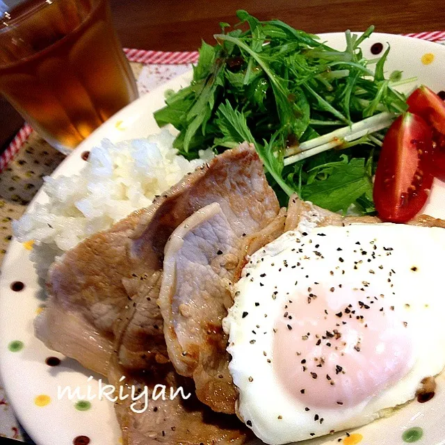 昨日のロース肉で丼風w|みきやん☺︎さん