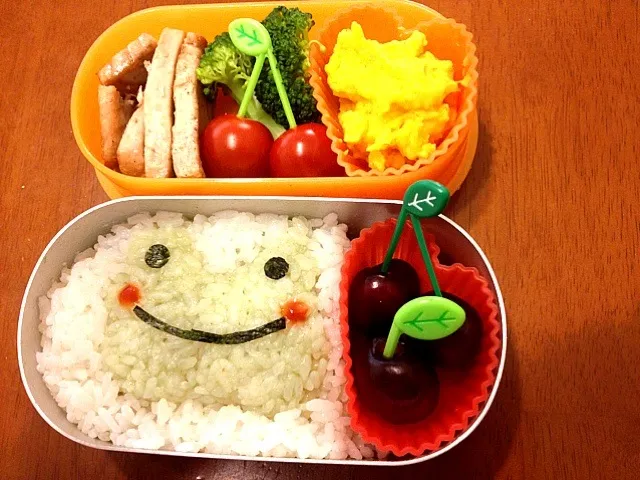 Snapdishの料理写真:梅雨らしくカエルさん弁当|SPC2012さん