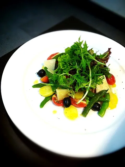 Snapdishの料理写真:green bean,potato,cherry tomato salad|rick chanさん