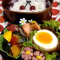 Snapdishの料理写真:☆豚巻きたまご弁当☆