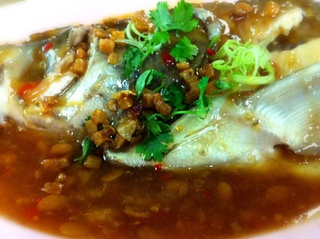 steamed fish head in hot sauce|karen limさん