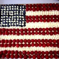 Snapdishの料理写真:Flag cake for the 4th.|Meredith Carltonさん