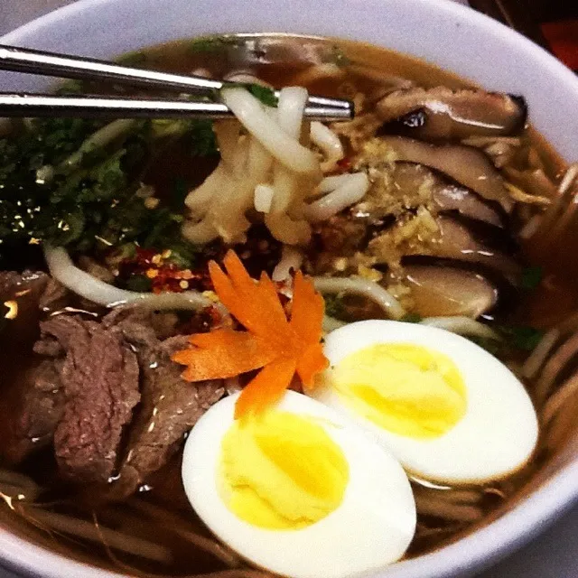 🇯🇵☺🍜Udon Noodles Soup with Beef Flavor🍜☺🇯🇵|🙏😄さん