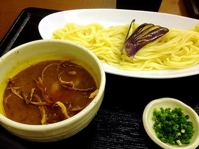 冷やしトマトカレーのつけうどん|chan mitsuさん